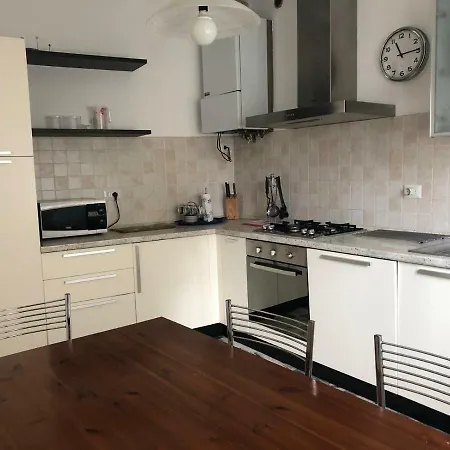 Casa Sul Mare Giulia זואליי